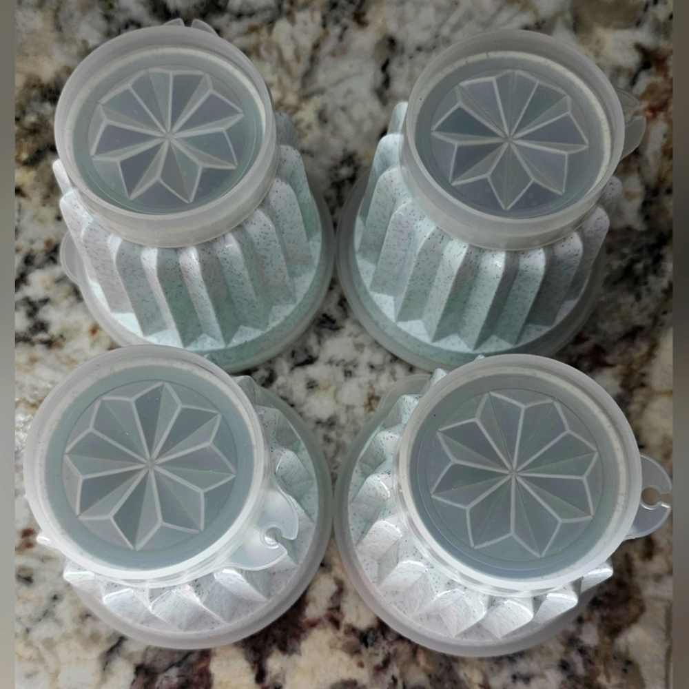 Tupperware Vintage 4 Individual Jello Molds Jel-ette Set